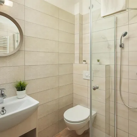 Bed & Breakfast Admiral Family Keszthely