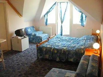 Admiral Family Bed and Breakfast 4*
