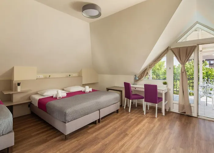 Bed & Breakfast Admiral Family