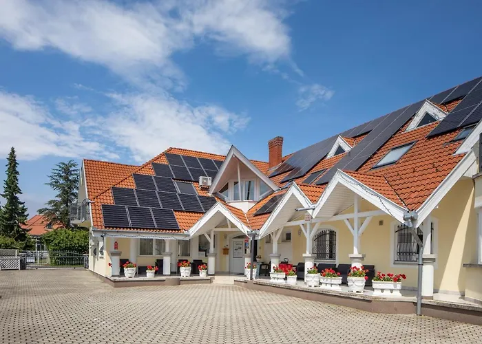 Bed & Breakfast Admiral Family