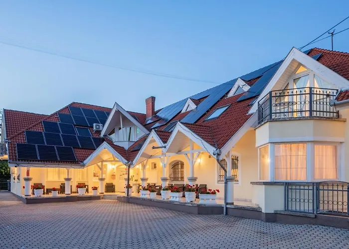 Admiral Family 4* קסזטלי